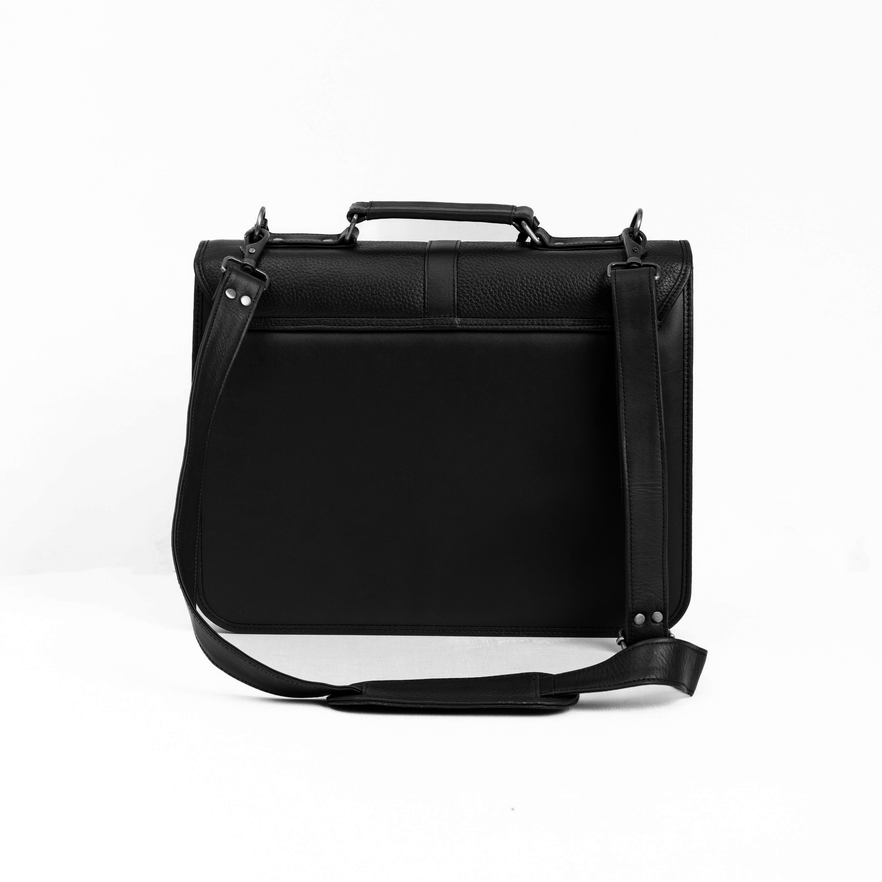 Blackstone Executive Bag